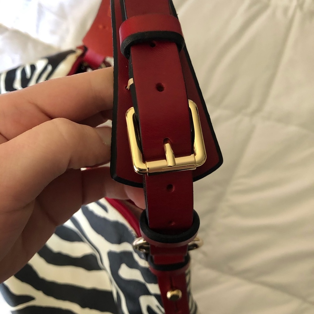 Dooney & Bourke Zebra Print handbag with Red Trim - Picture 3 of 10